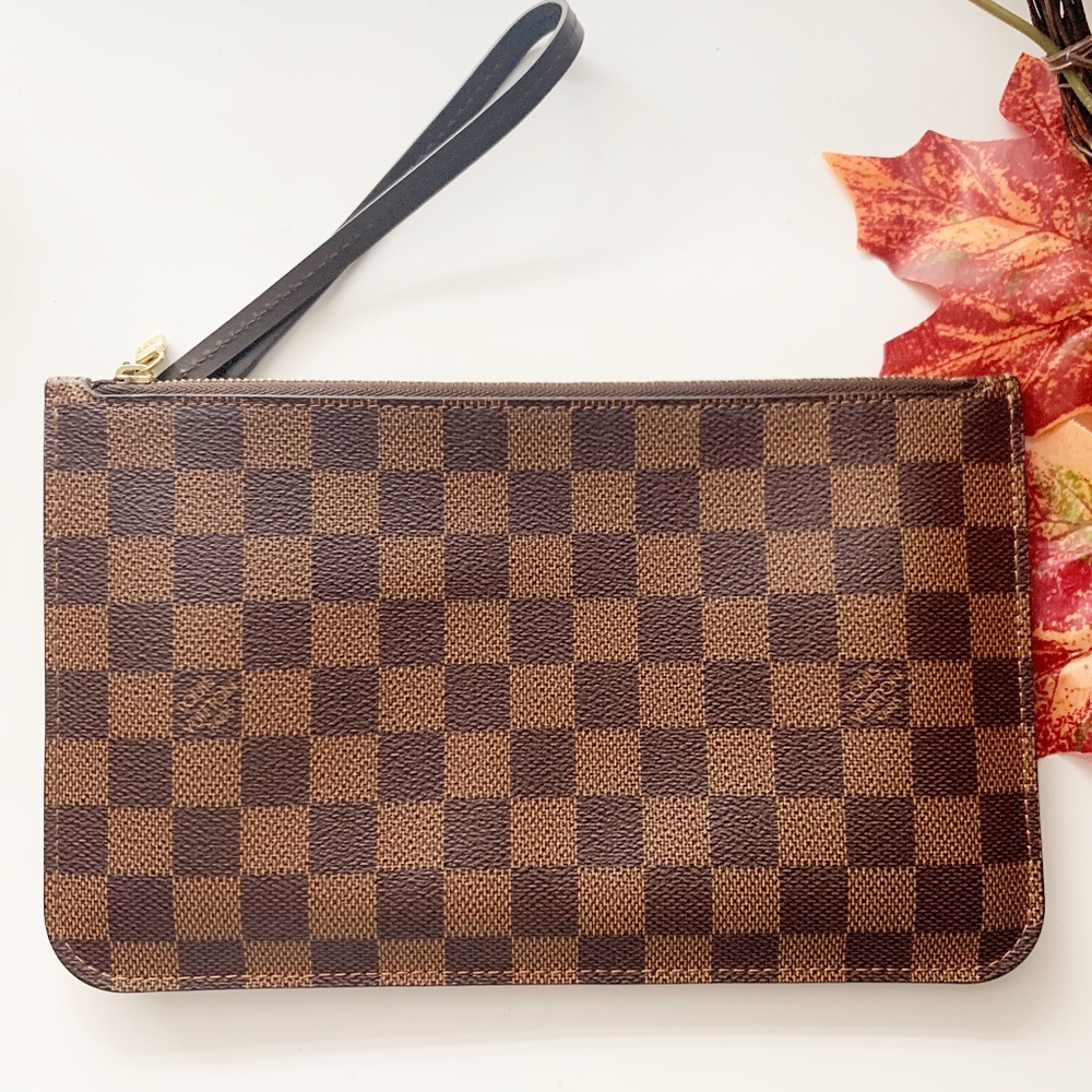 SOLD*Louis Vuitton Neverfull Damier Ebene Pochette